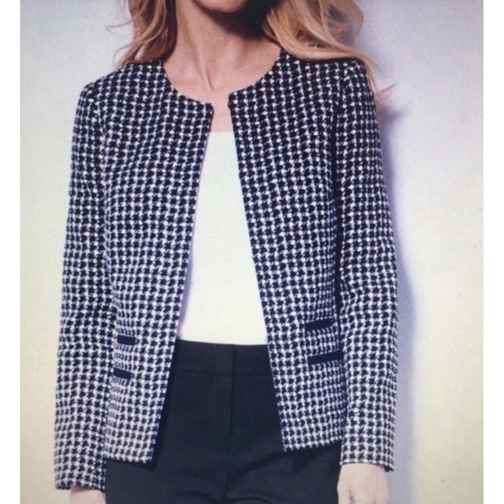 Talbots Women's Black & White Houndstooth Collarless Blazer Office Size 8P $179